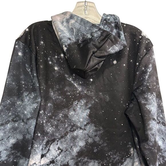 Into the AM Men's Multicolor Space Star Print Pullover Hoodie M - Picture 14 of 16